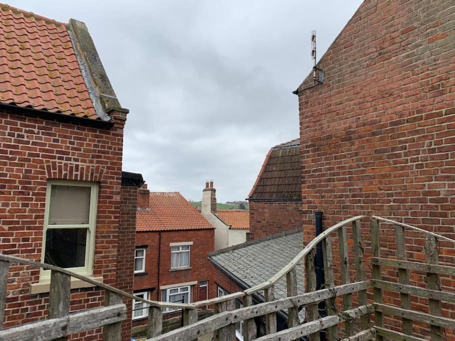 Award Winning Pet Friendly Paddock Cottage Whitby Extérieur photo